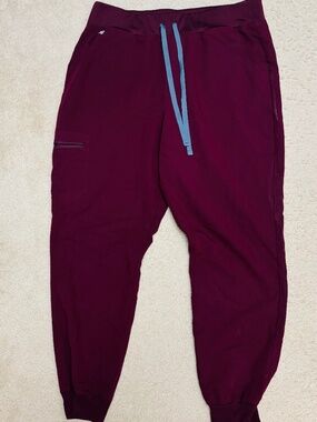 Figs Zamora jogger scrub pant burgundy XL